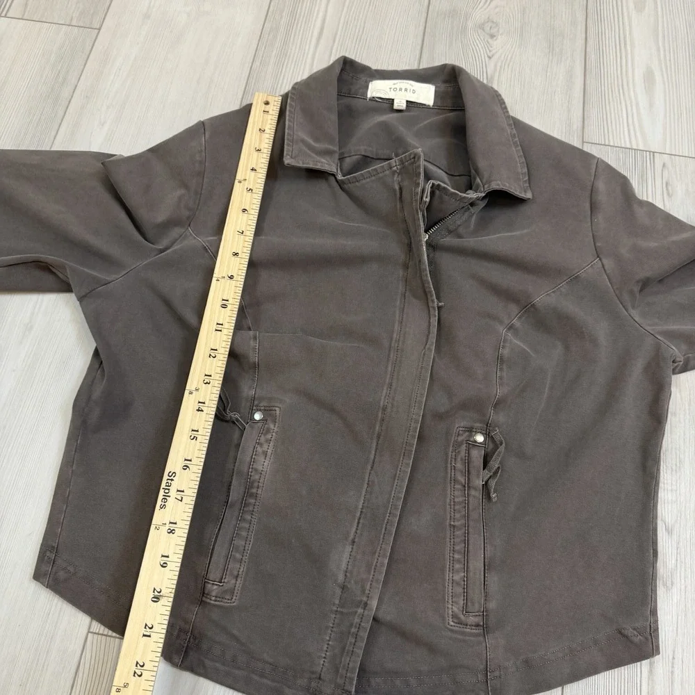 Torrid 2X Denim Moto Jacket Taupe Brown Earthy Boho Goblin Granola‎ Rustic